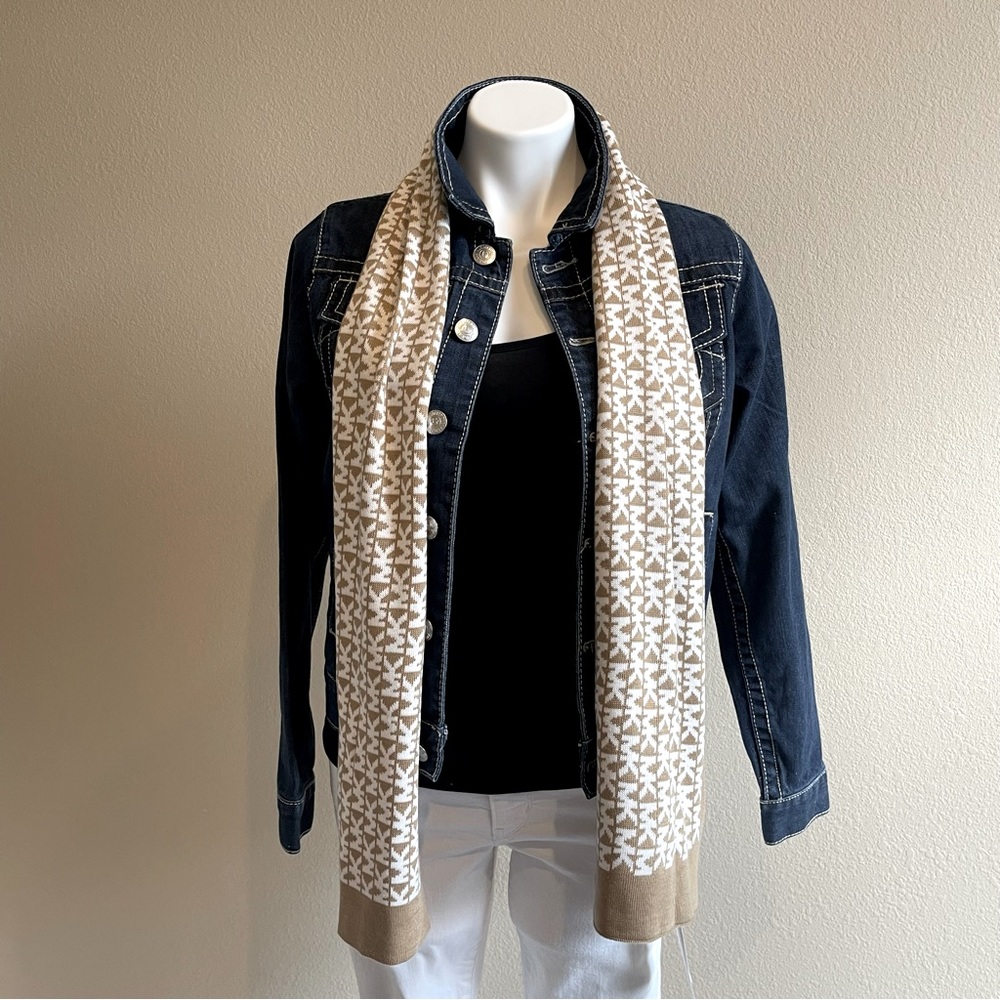 Michael Kors Signature Knit Scarf